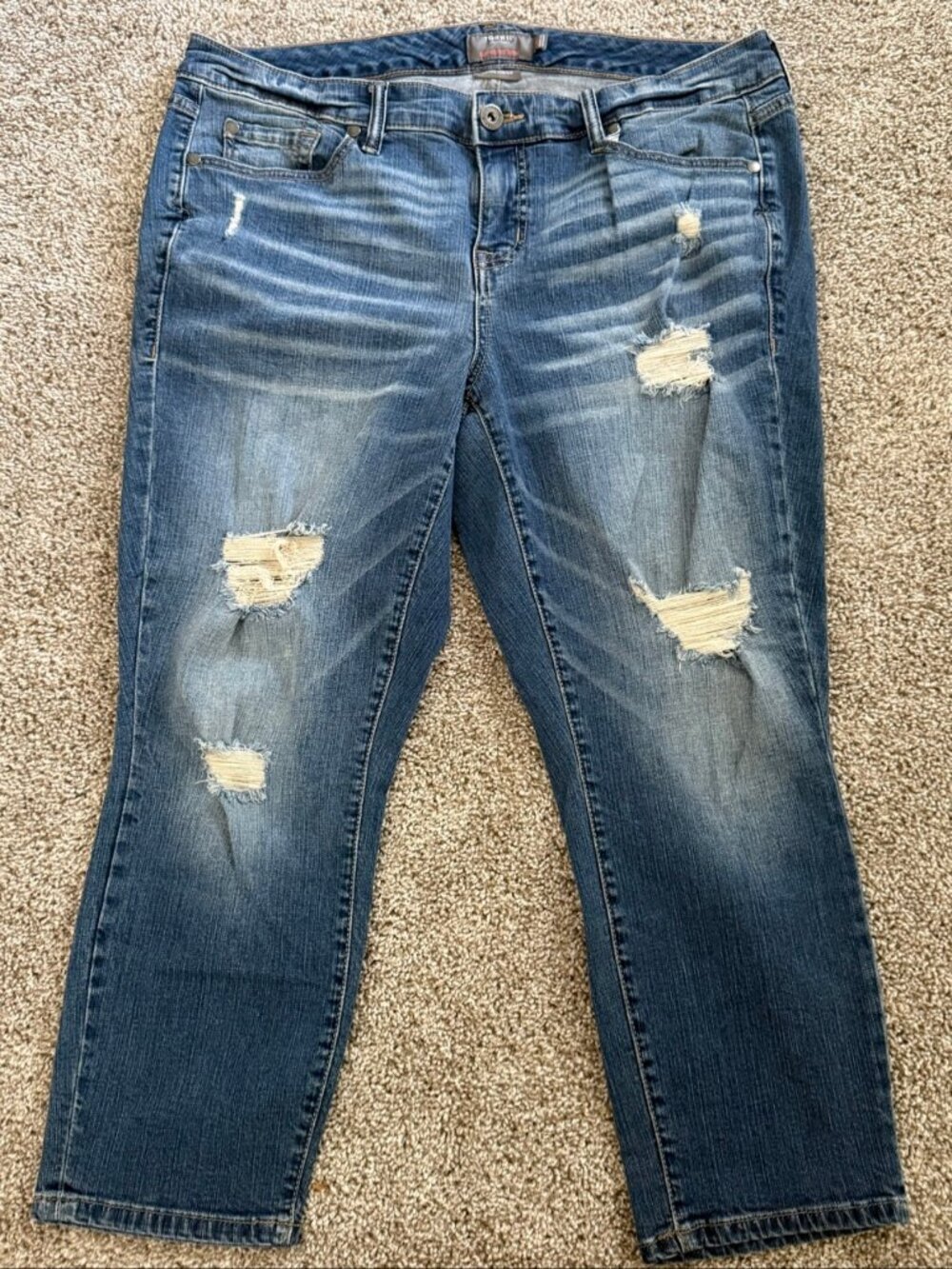 Torrid Crop Mid Rise Skinny Jeans 16 Distressed Vintage Stretch Plus Size Denim